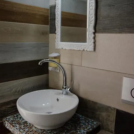 格兰德慕拉诺酒店 招待所