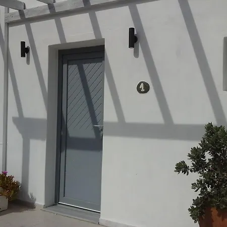 格兰德慕拉诺酒店 3* 费拉